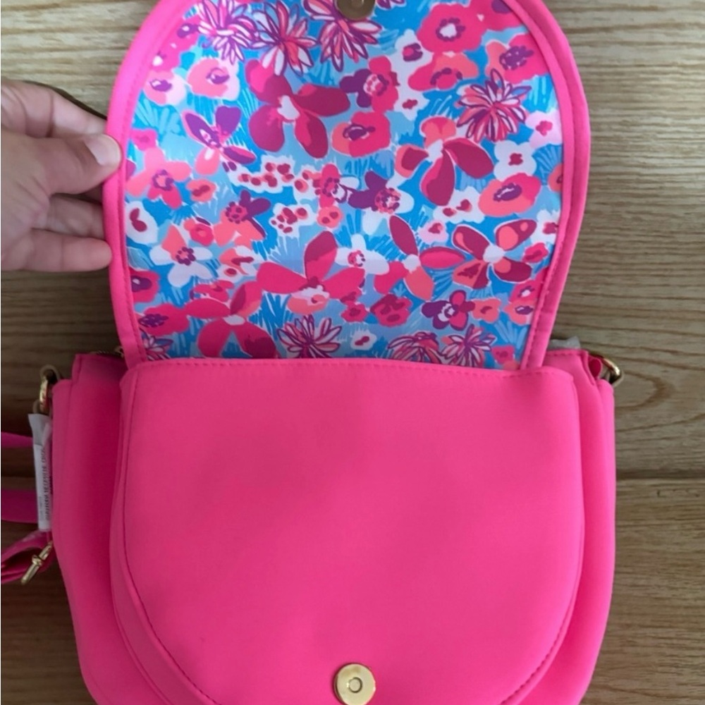 NWT Lilly Pulitzer Aura Pink Neoprene Crossbody Bag - Picture 11 of 14